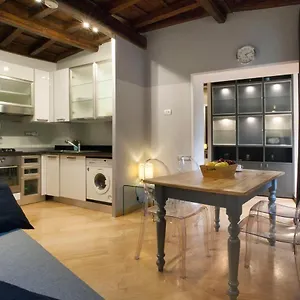 Delle Grotte Appartamento Roma